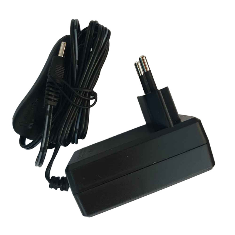ADAPTATEUR SECTEUR 230V / 12V 1A